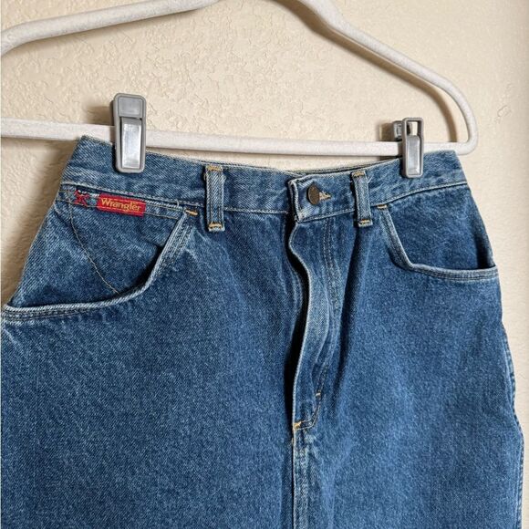 Vintage Wrangler Denim Midi Skirt Sz 6 in Mid Blue - Picture 2 of 6